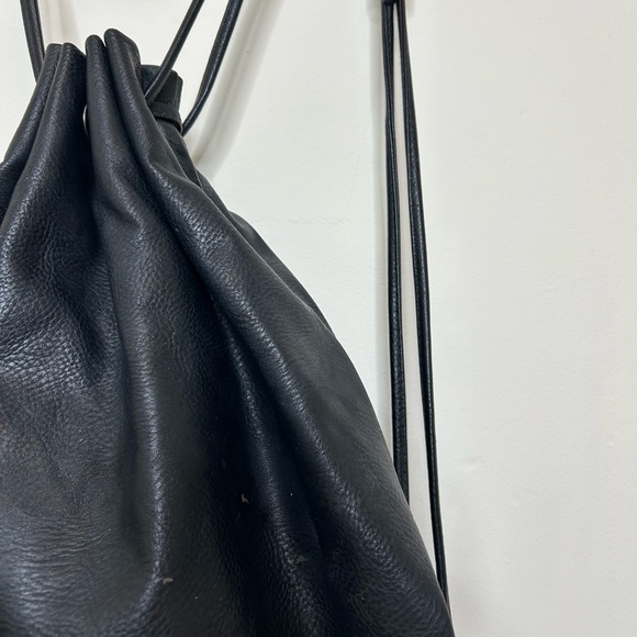 Black Faux-Leather Drawstring Backpack (Forever 21) - Picture 6 of 7